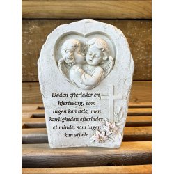 Gravpynt-Engle i sten med solceller